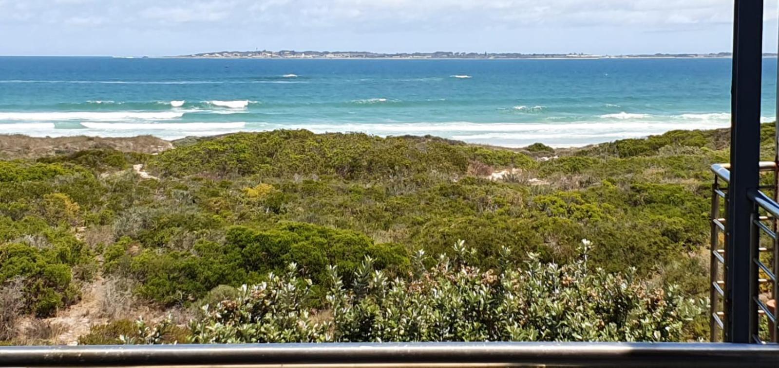 Beachfront 3-bedroom With Robben Island Views Apartamento