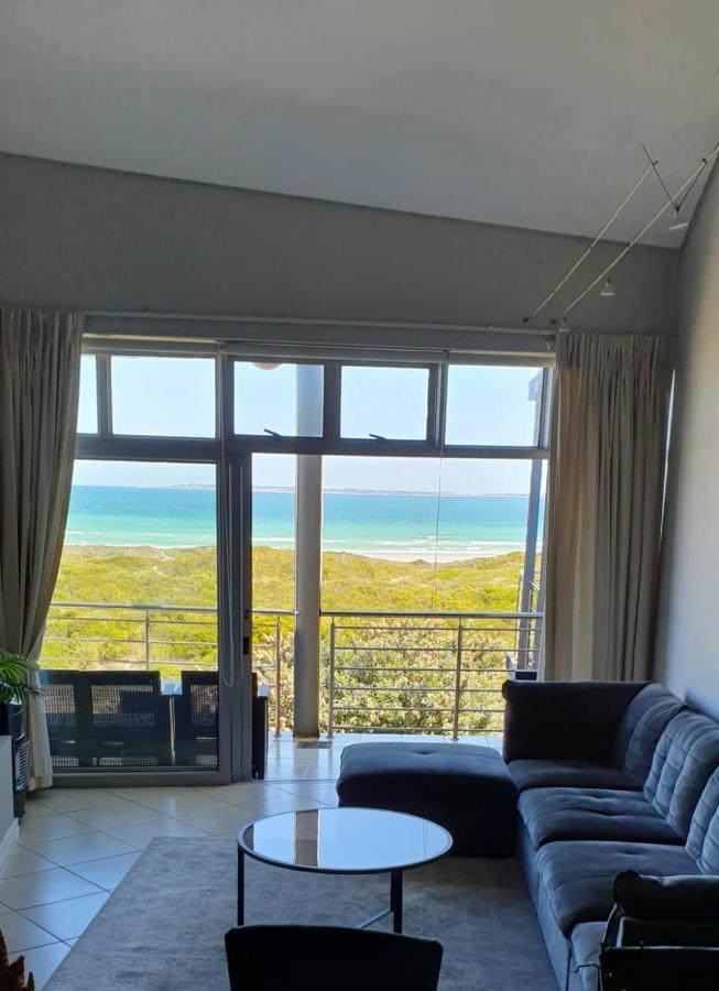Beachfront 3-bedroom With Robben Island Views Apartment Cape Town