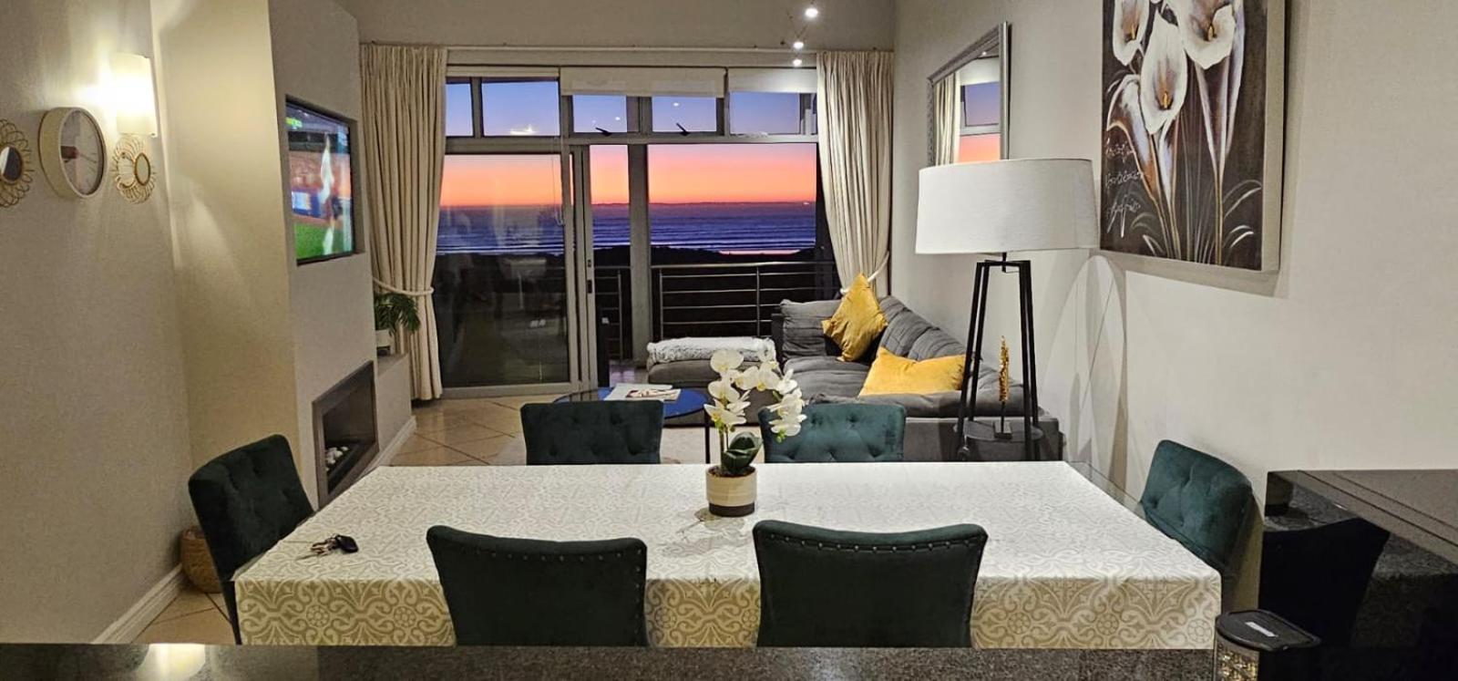 Beachfront 3-bedroom With Robben Island Views * Cape Town