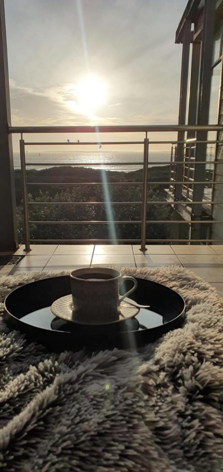 Apartment Beachfront 3-bedroom With Robben Island Views *